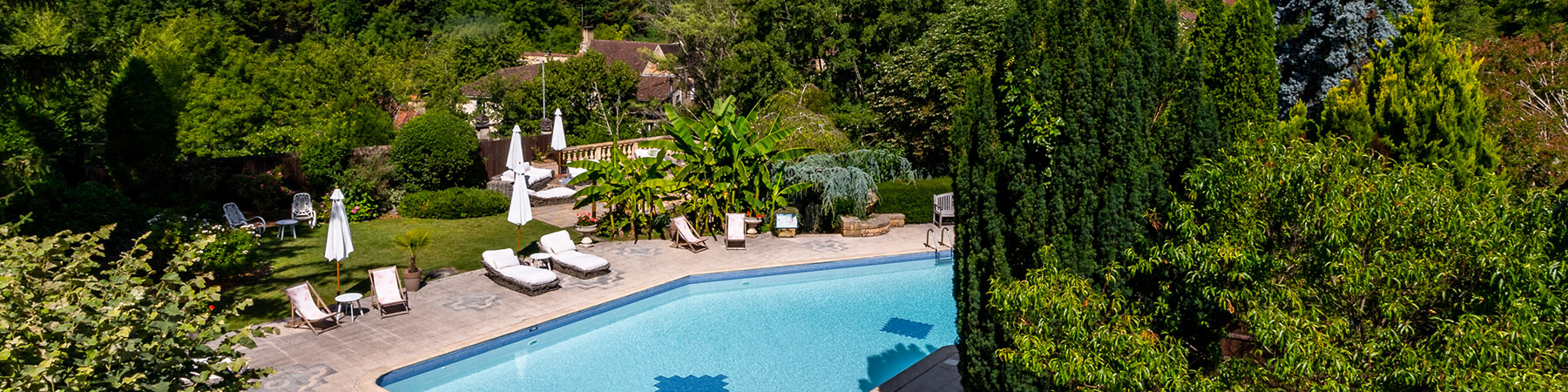 piscine Hôtel du Centenaire Les Eyzies Dordogne